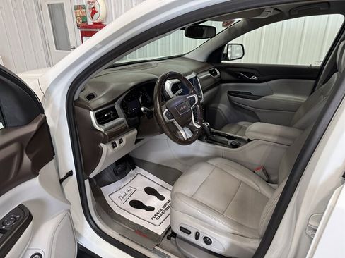 Used 2019 GMC Acadia SLT AWD/4WD image 6