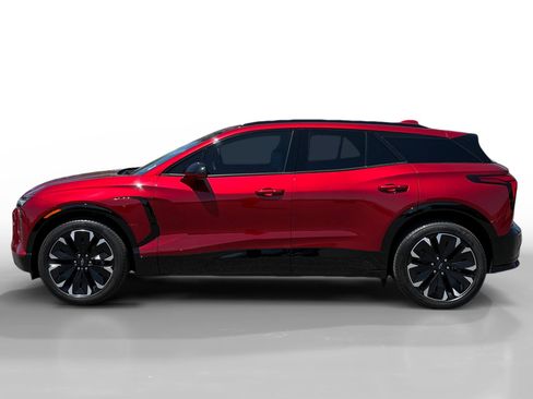 Used 2024 Chevrolet Blazer EV RS RWD image 2