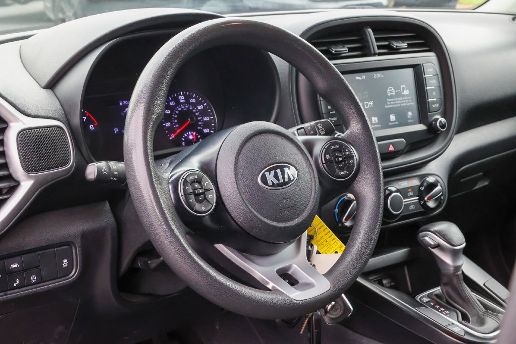 Used 2020 Kia Soul S FWD image 22