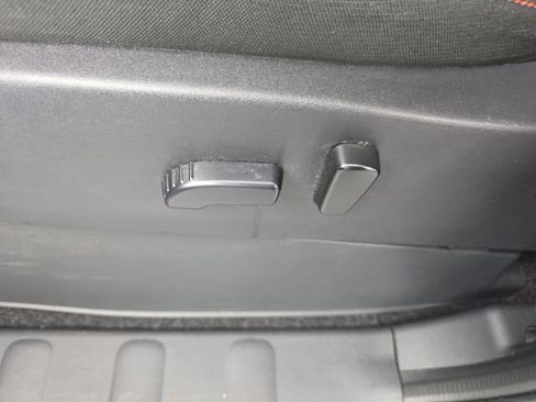 Used 2023 Nissan Frontier Pro-X w/ Pro Convenience Package image 23