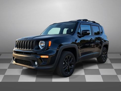 Used 2023 Jeep Renegade Altitude w/ Sun/Sound Group AWD/4WD image 3