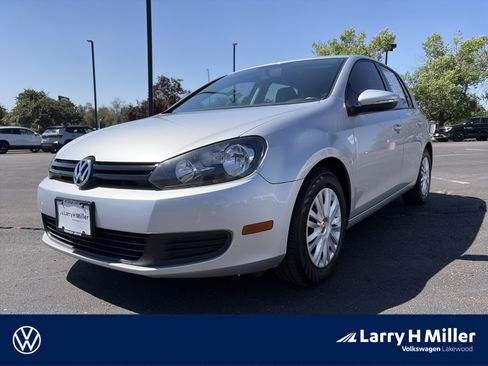 Used 2013 Volkswagen Golf 4-Door FWD image 1