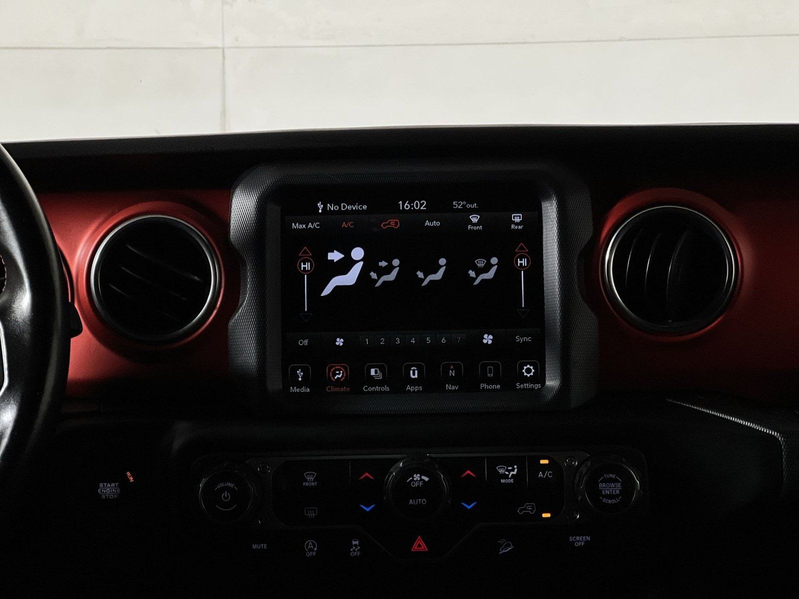 Used 2021 Jeep Wrangler Unlimited Rubicon AWD/4WD image 21