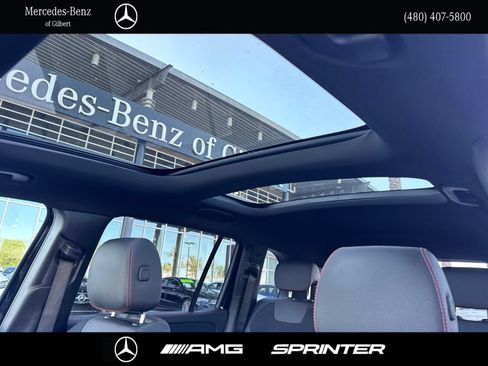 Used 2022 Mercedes-Benz GLB 250 image 18