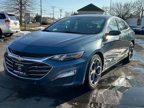 Used 2024 Chevrolet Malibu LT FWD image 1
