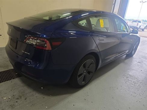 Used 2022 Tesla Model 3 Long Range AWD/4WD image 6