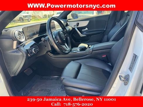 Used 2023 Mercedes-Benz CLA 250 4MATIC w/ Premium Package image 29