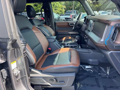 Used 2023 Ford Bronco Outer Banks AWD/4WD image 26