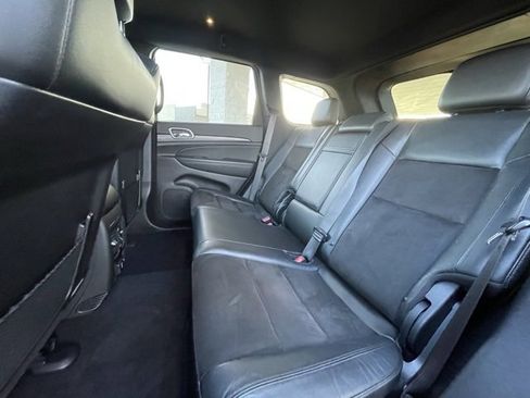 Used 2021 Jeep Grand Cherokee Laredo X image 23