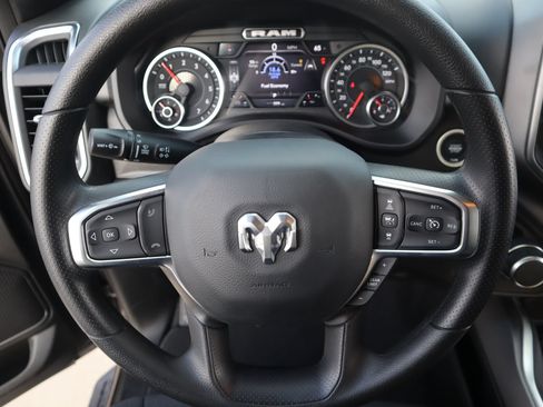 New 2026 RAM 1500 Express AWD/4WD image 3