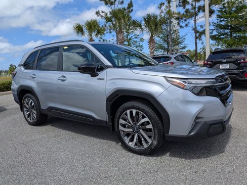 New 2026 Subaru Forester Touring AWD/4WD image 2