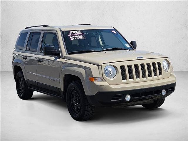 Used 2017 Jeep Patriot Sport FWD image 3