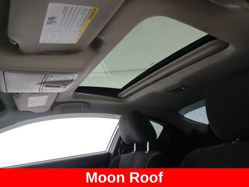 Used 2011 Nissan Altima 2.5 S w/ 2.5S Premium Pkg FWD image 18