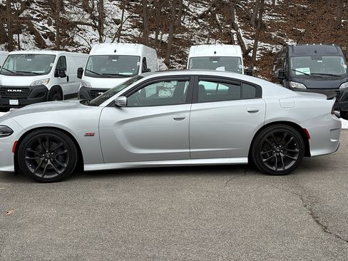 Certified 2022 Dodge Charger Scat Pack image 6