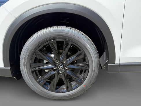 New 2025 MAZDA CX-5 Carbon Edition image 9