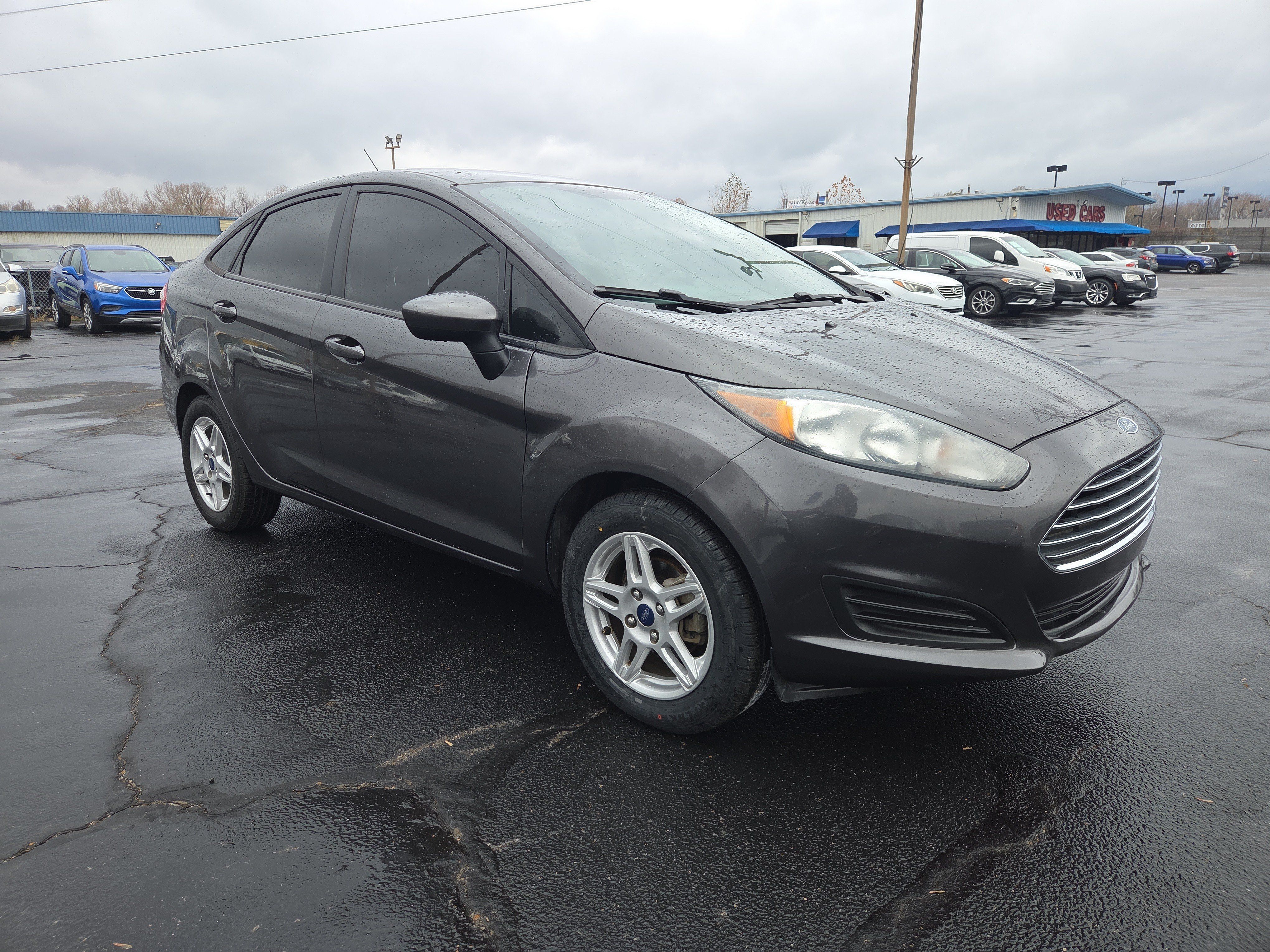 Used 2017 Ford Fiesta SE FWD image 7