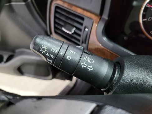 Used 2015 Nissan Armada Platinum image 50