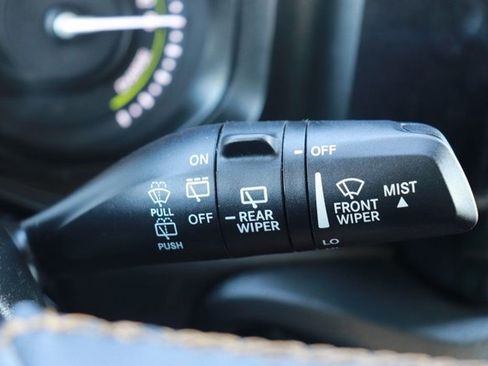 Used 2024 Jeep Wrangler Sahara image 24