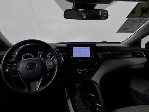 Used 2022 Toyota Camry SE image 30