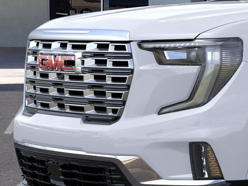 New 2026 GMC Acadia Denali w/ Super Cruise Package image 13