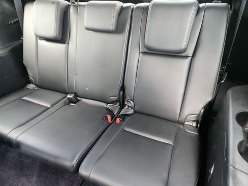 Used 2016 Toyota Highlander Limited FWD image 33