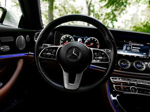 Used 2020 Mercedes-Benz E 450 4MATIC Cabriolet image 17