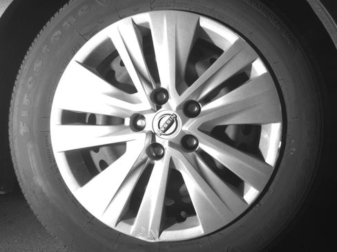 Used 2025 Nissan Sentra S FWD image 13