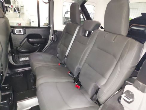 Used 2020 Jeep Wrangler Unlimited Sport S image 27