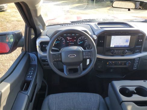 Used 2023 Ford F150 XLT image 25