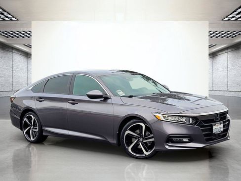 Used 2020 Honda Accord Sport image 4