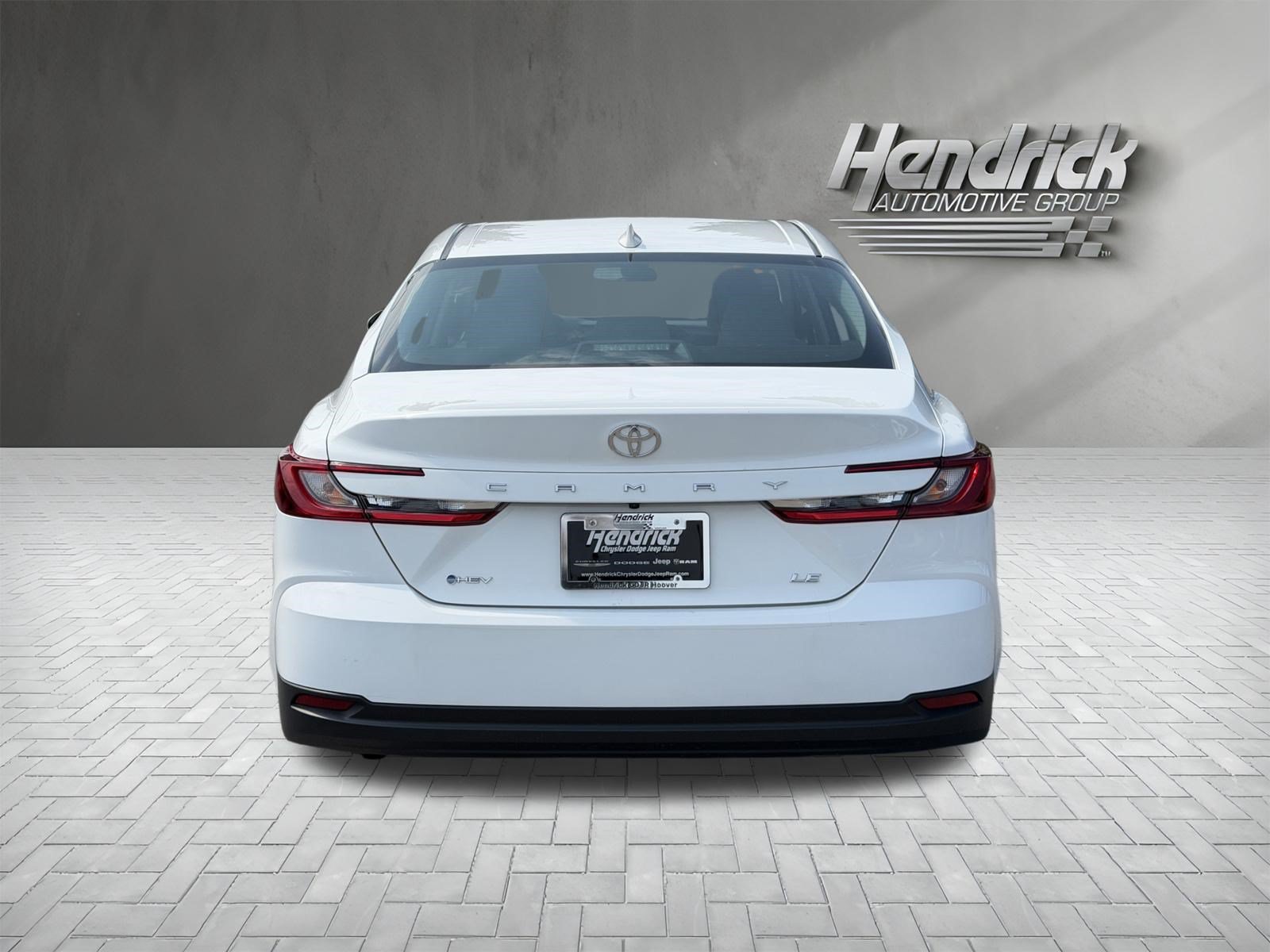 Used 2025 Toyota Camry LE FWD image 9