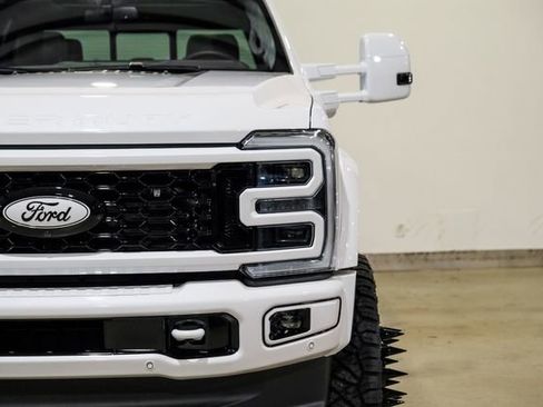 Used 2026 Ford F450 Platinum w/ Platinum Plus Package image 3