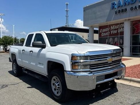 Used 2015 Chevrolet Silverado 2500 W/T w/ WT Convenience Package AWD/4WD image 2