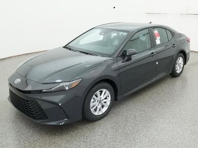 New 2025 Toyota Camry LE