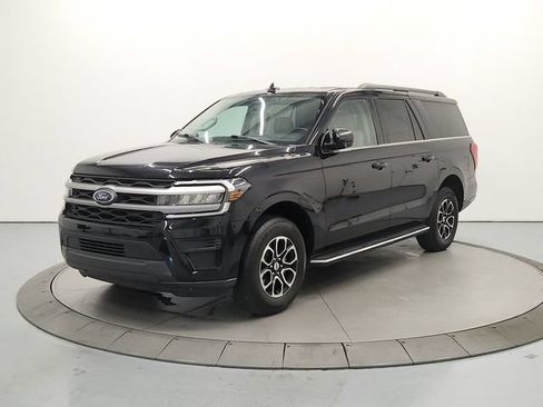 Used 2023 Ford Expedition Max XLT RWD image 4