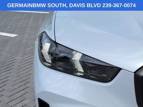 Certified 2025 BMW X5 xDrive40i w/ Executive Package AWD/4WD image 11