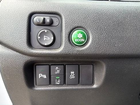 Used 2021 Honda Pilot Touring image 17