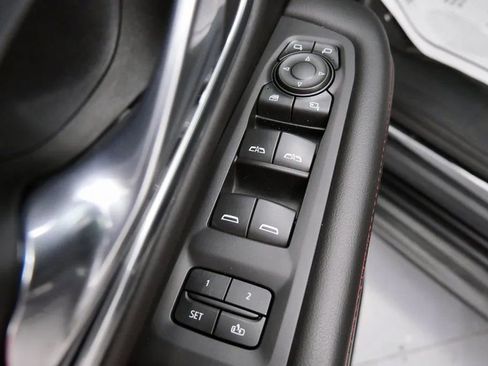 Used 2023 Chevrolet Suburban RST w/ Luxury Package AWD/4WD image 14