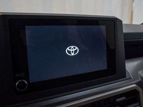 Used 2025 Toyota Tacoma SR5 image 11