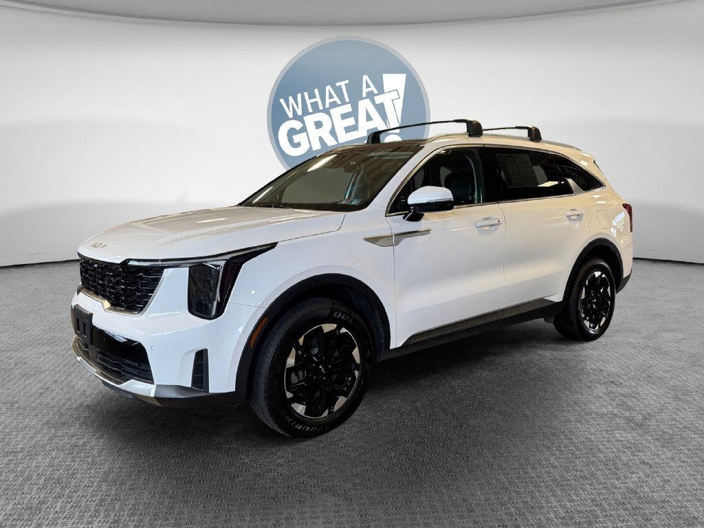 Certified 2024 Kia Sorento S w/ Panoramic Sunroof Package AWD/4WD image 8