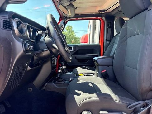 Used 2023 Jeep Wrangler Sport AWD/4WD image 11