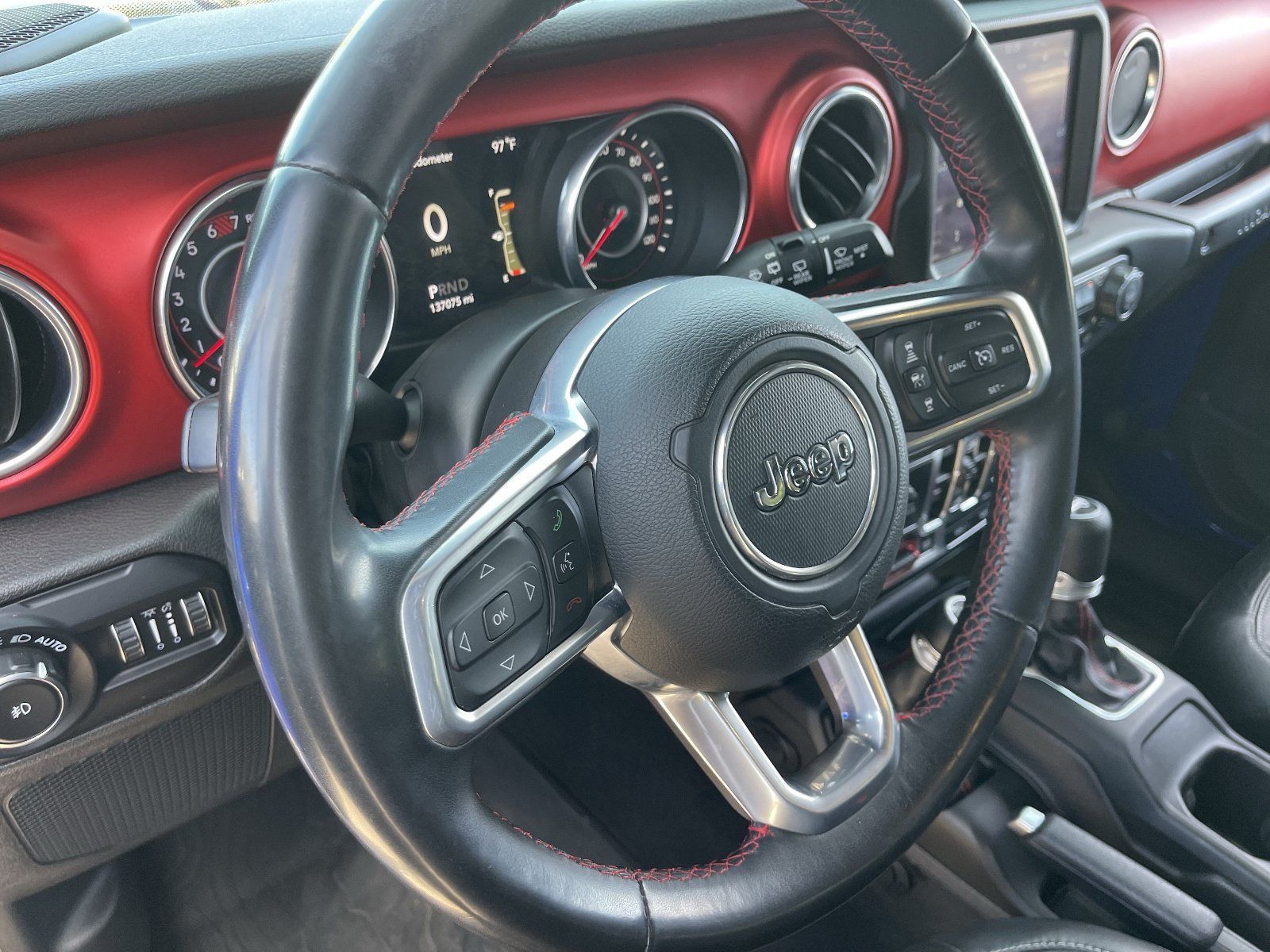 Used 2019 Jeep Wrangler Unlimited Rubicon AWD/4WD image 22