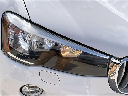 Used 2017 BMW X3 sDrive28i image 26