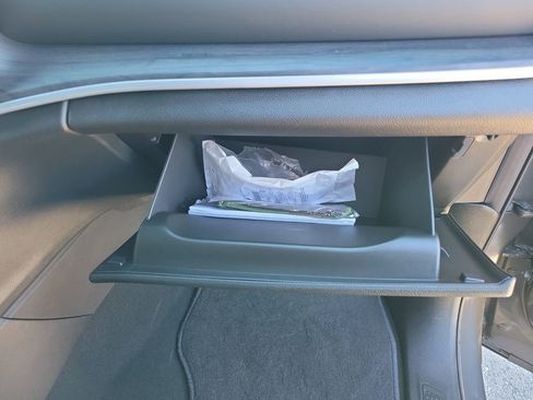 New 2026 Jeep Grand Cherokee Altitude image 38