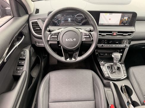 Used 2024 Kia Seltos EX AWD/4WD image 44