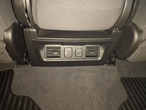 Used 2022 GMC Sierra 1500 Elevation image 8