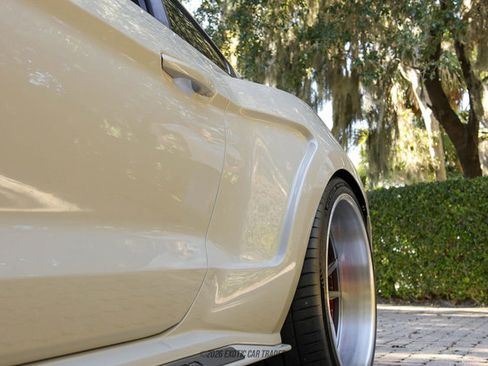 Used 2020 Ford Mustang Shelby GT500 w/ Technology Package image 86