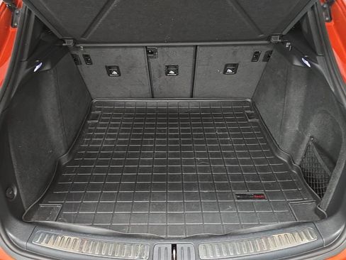 Used 2022 Porsche Macan AWD/4WD image 30