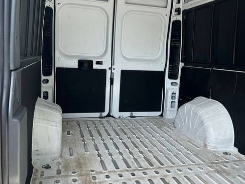 Used 2025 RAM ProMaster 3500 w/ Convenience Group FWD image 26