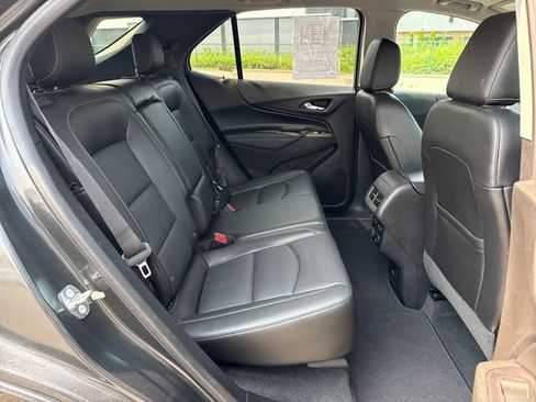 Used 2018 Chevrolet Equinox Premier AWD/4WD image 12
